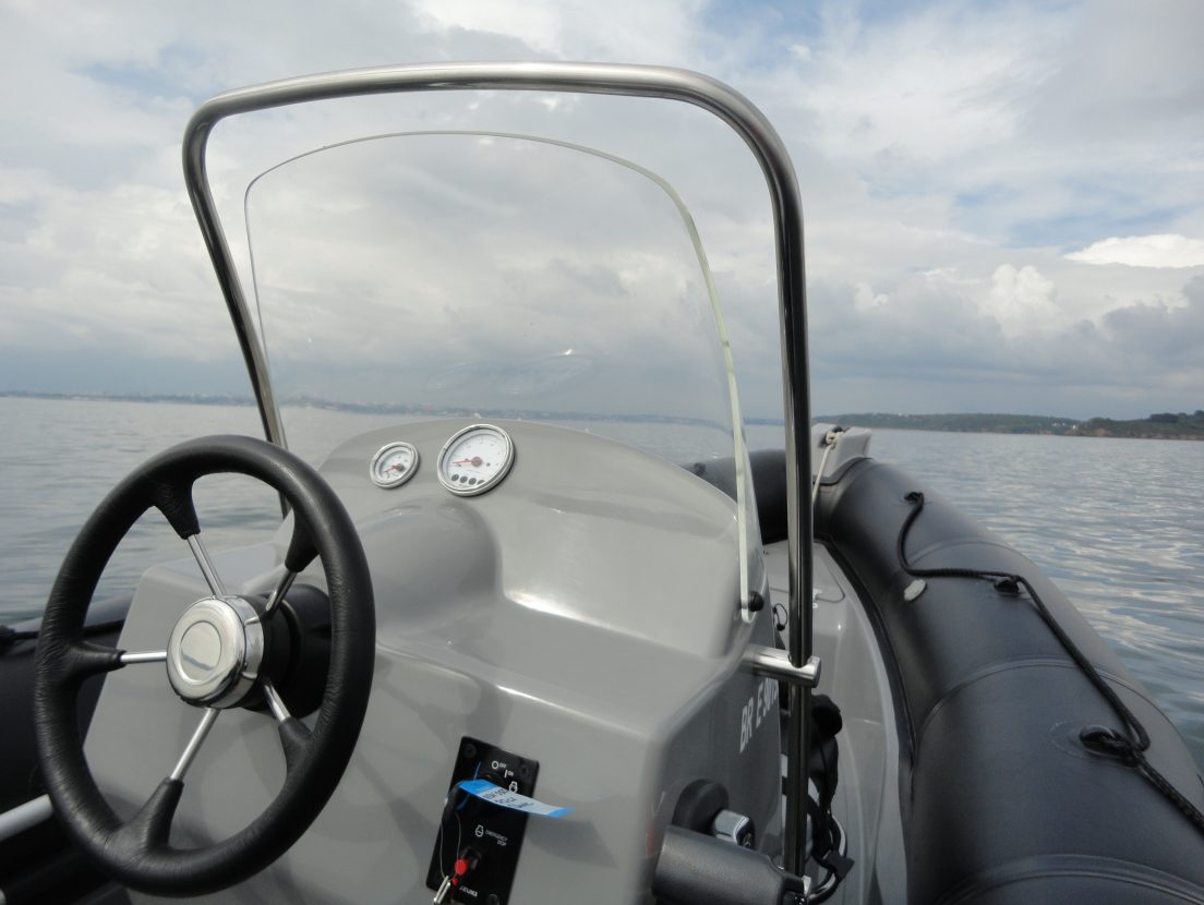semi-rigide Adventure VESTA 550