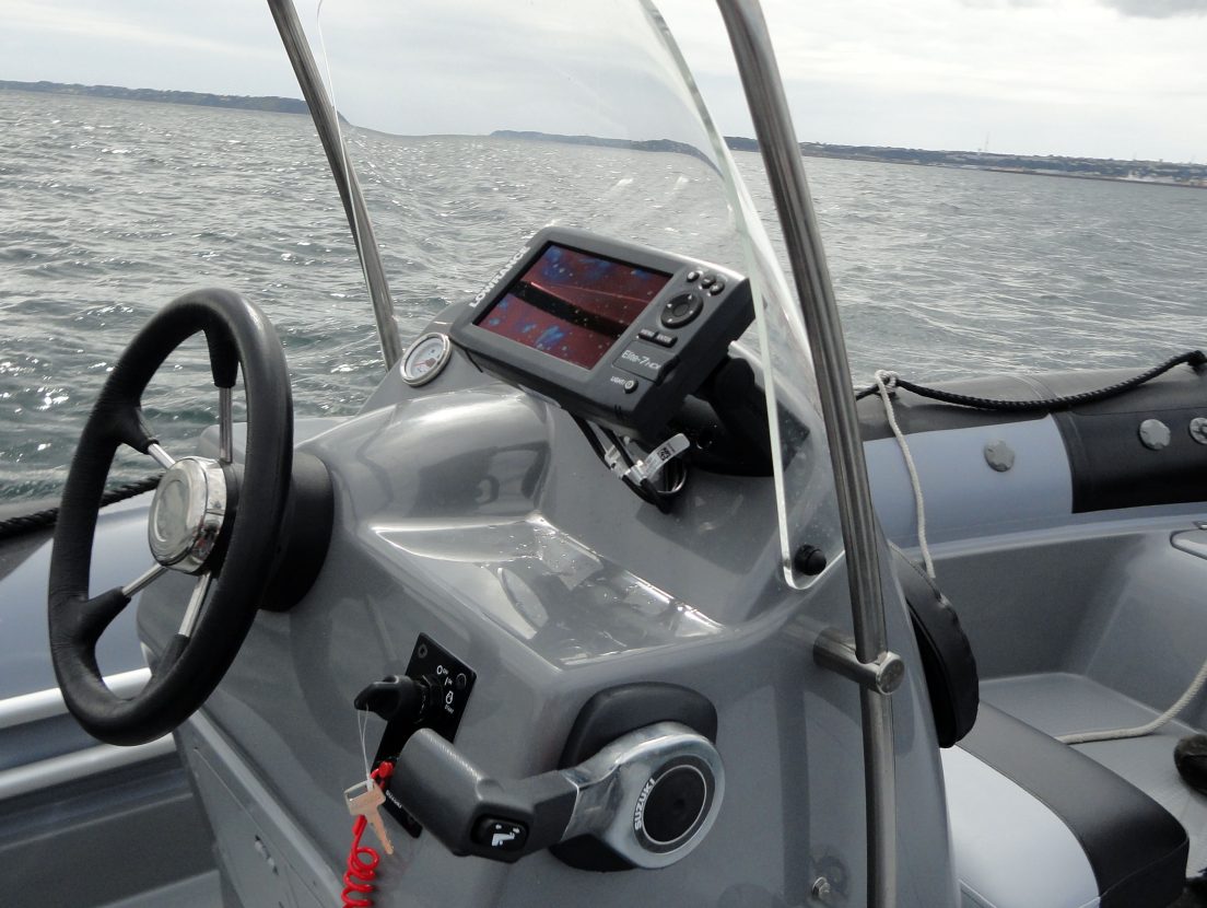 semi-rigide Adventure VESTA 550